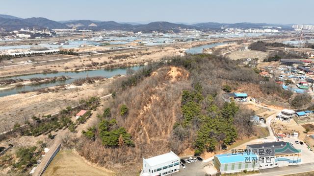 청주 석화리 목책성 전경