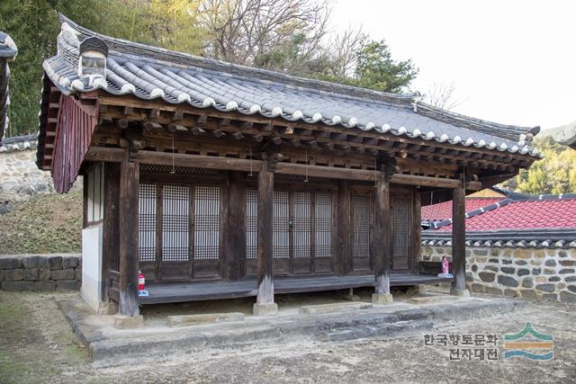 충헌공윤전사우