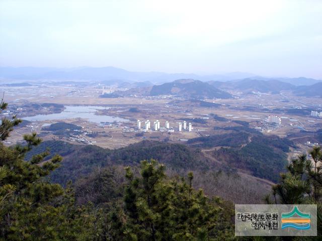 신방리 모암 유물 산포지 원경