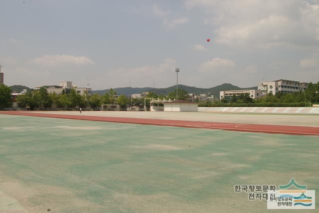 시낭운동장 전경