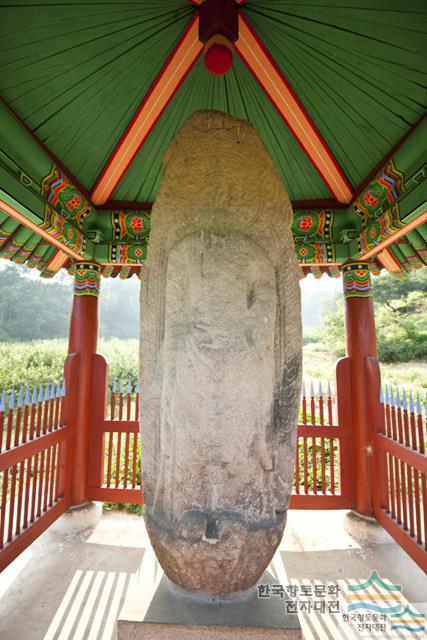 금릉 신안동 석불 입상
