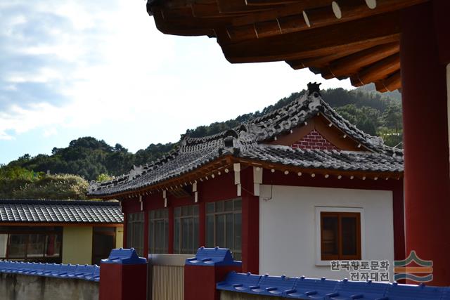 경모재