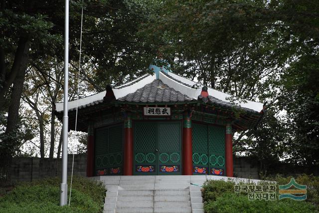 무민사 사당