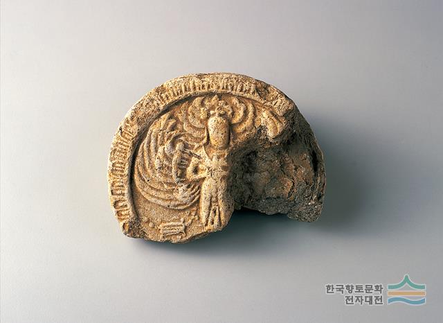 가릉빈가문 수막새