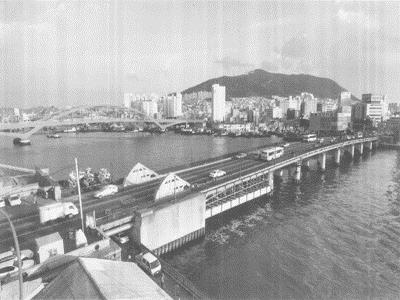 2011년 재개통 된 영도 대교 썸네일 이미지