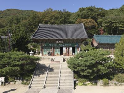 부산 범어사 대웅전 썸네일 이미지
