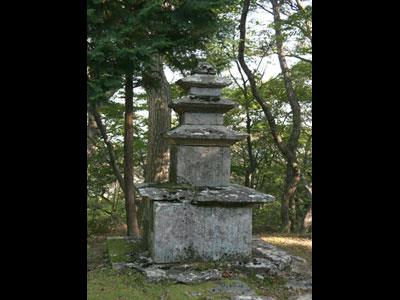 원효암 서편삼층석탑 썸네일 이미지