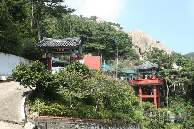석불사