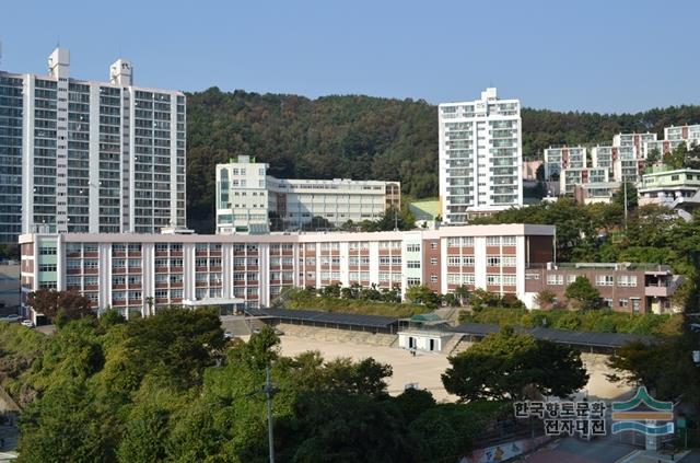 장림여자중학교