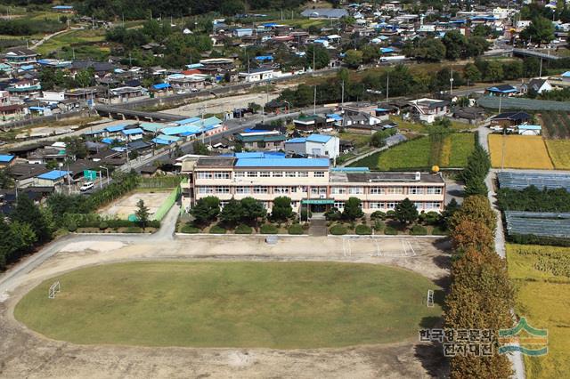 자천 중학교 원경