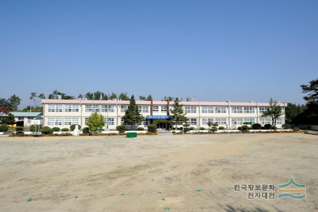 단북 초등학교 전경