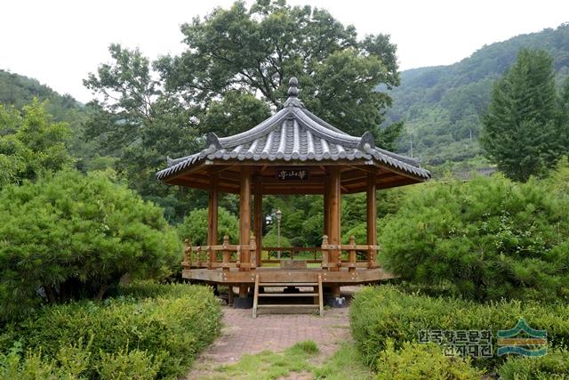 화산정