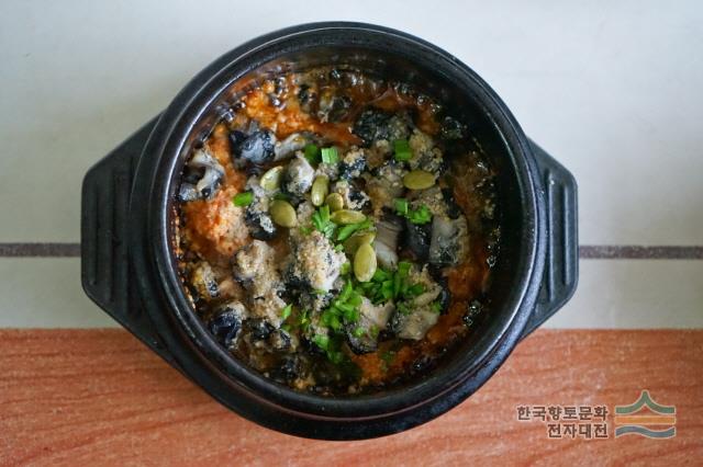 우렁 쌈밥