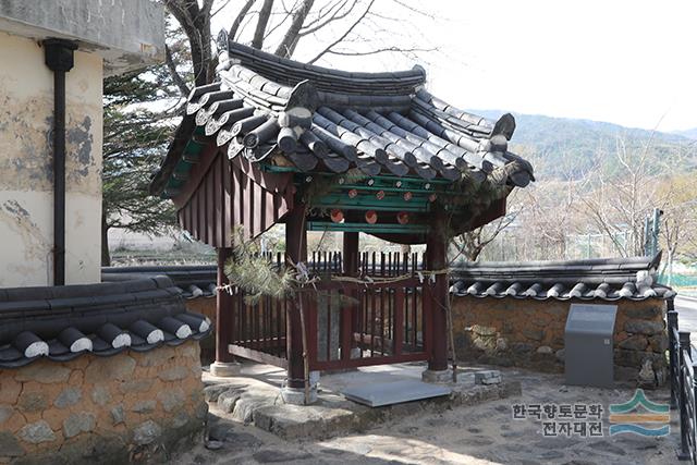 배순 정려비각 전경