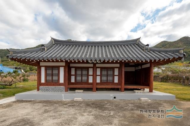 영사정 전면