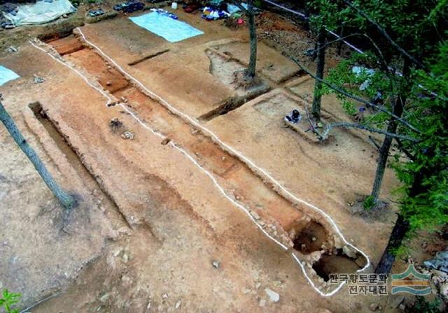 웅천 대창리 고려청자 요지 1호 청자가마