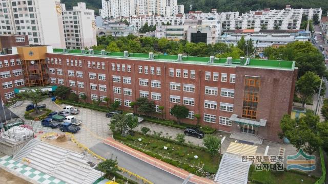 대구용지초등학교 측면