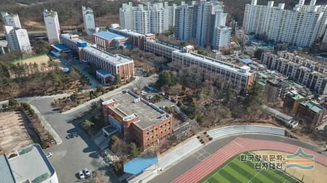 대륜중학교 전경