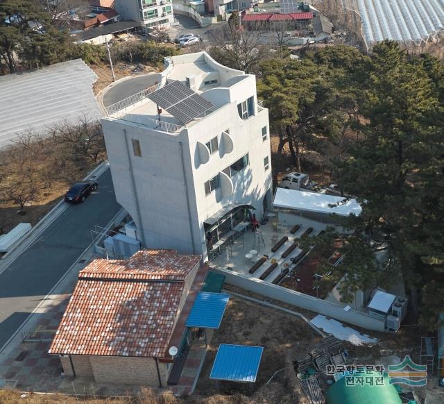 공간 울림 전경