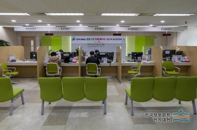 국민건강보험공단 대구중부지사 종합민원실 내부