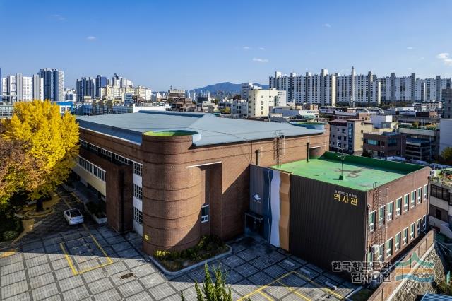 경북여자고등학교 역사관 측면