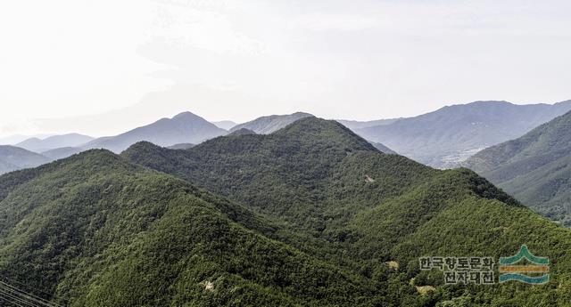 연경동에서 바라 본 화암산